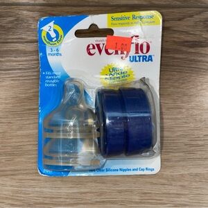 Evenflo Ultra Wide Silicone Nipples & Rings for Standard Baby Bottles 3-6m